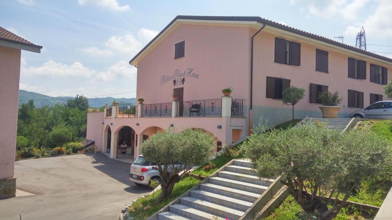 Soggiornare in Liguria: 4 Hotel Budget a Confronto