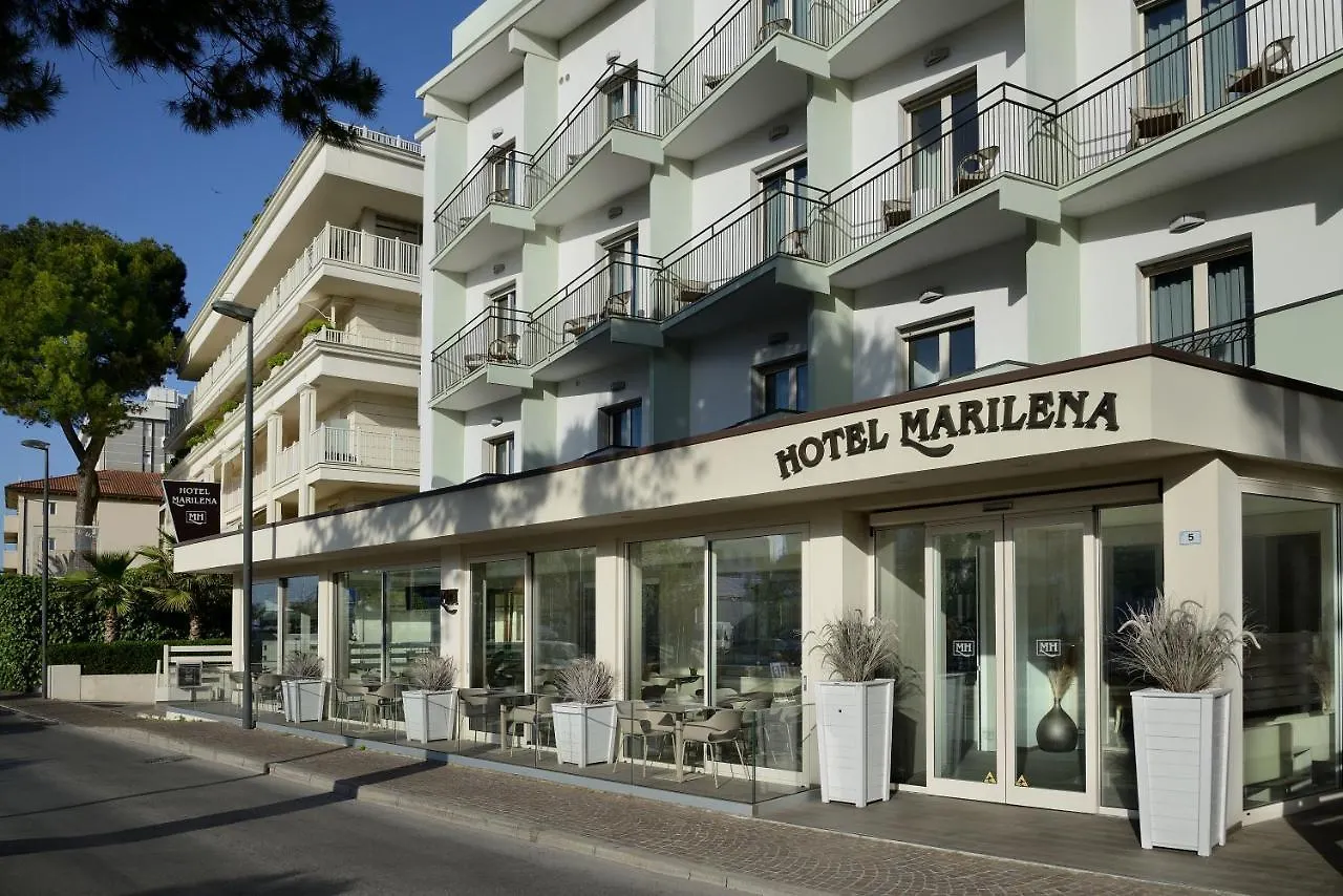 Dove Dormire vicino a Viale Ceccarini: 15 Hotel 2 Stelle